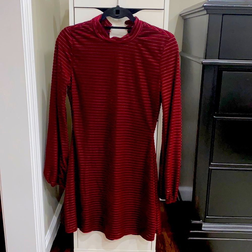 Long Sleeve Velvet Red Dress